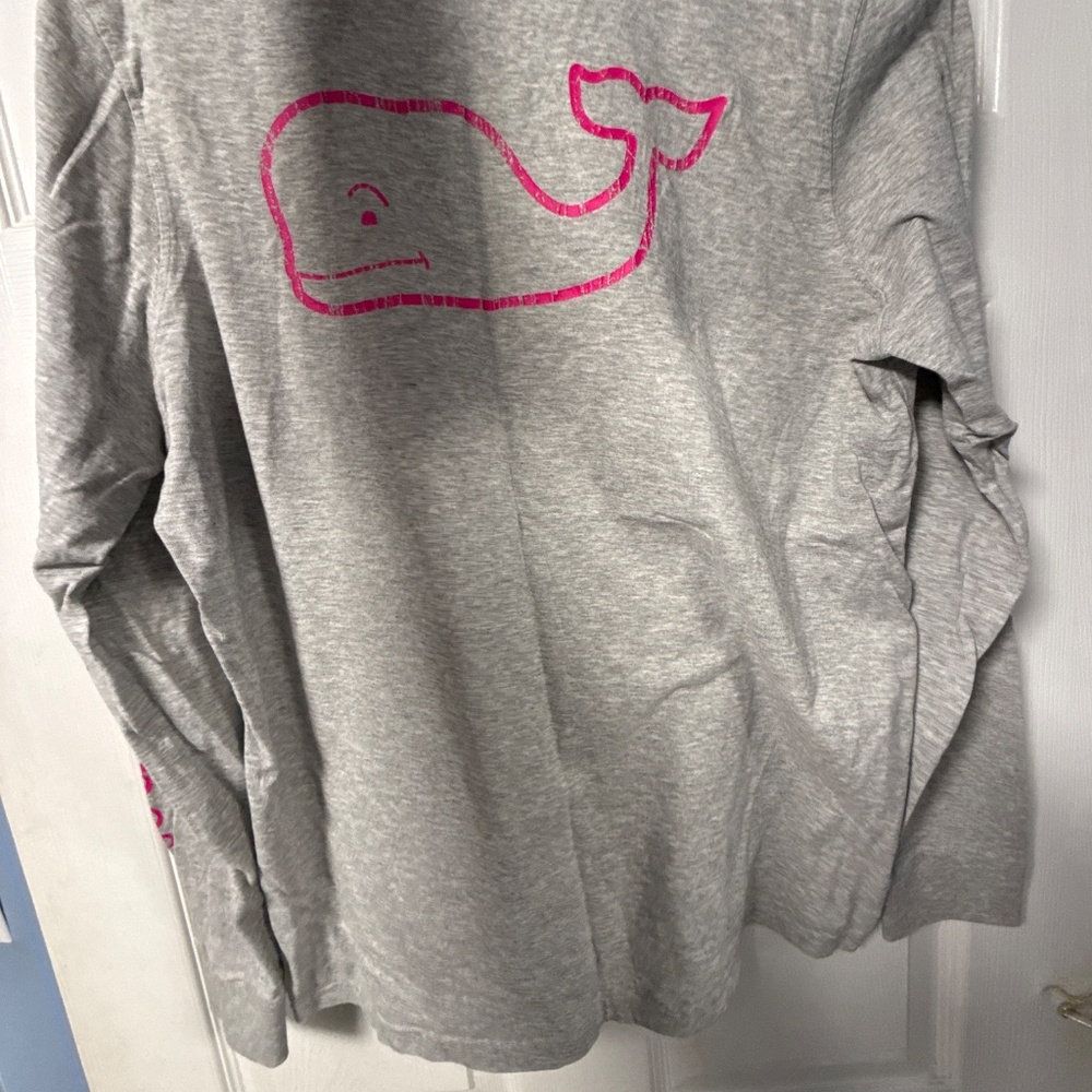 Vineyard Vines T - Picture 2 of 3